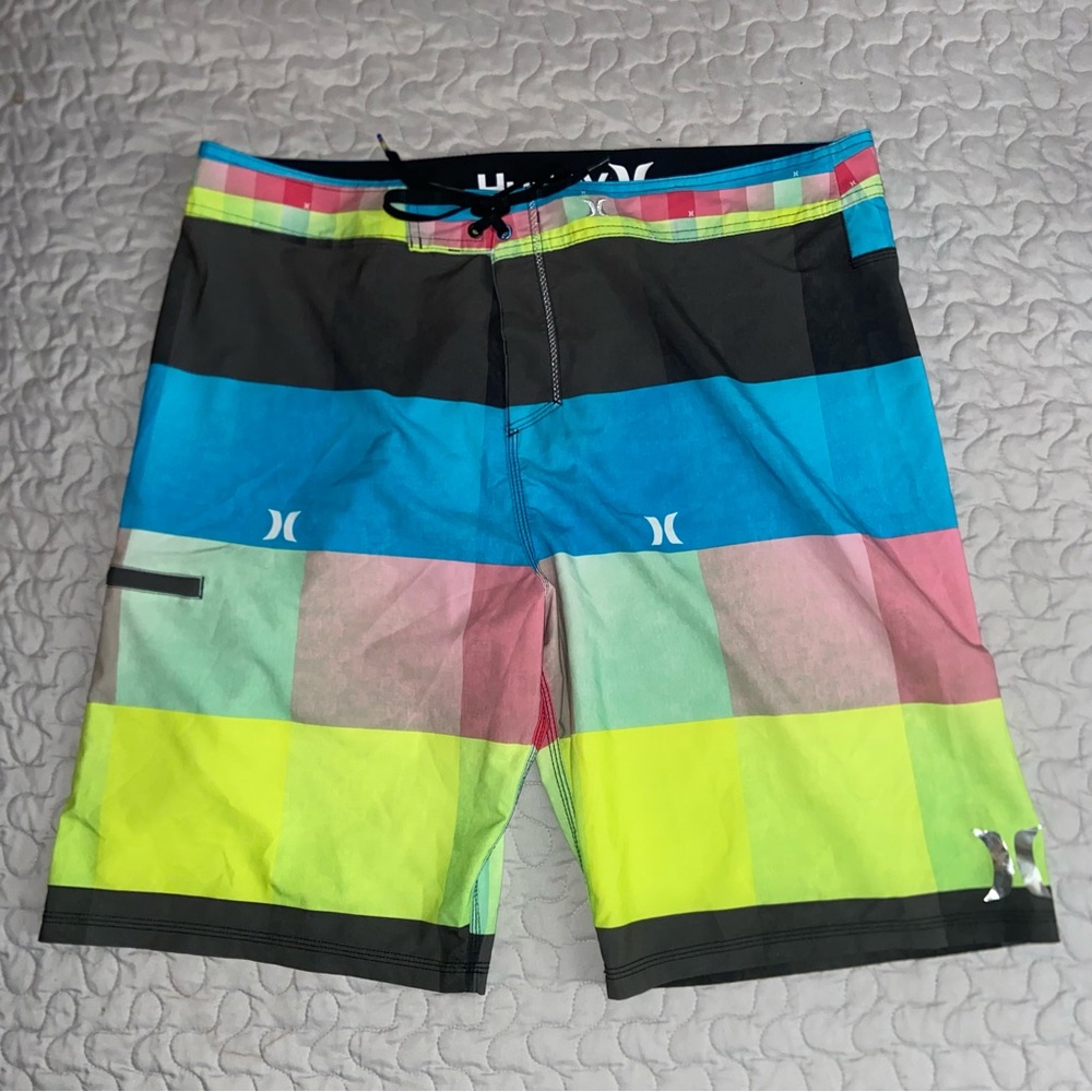 Men’s Hurley Phantom Boardshorts, size 38